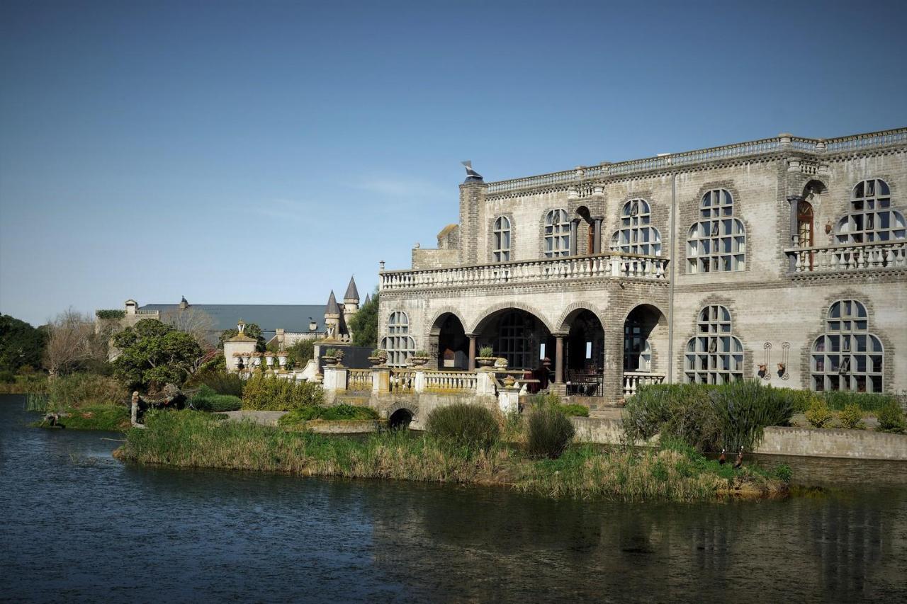 Bygracealone Manor Hotel Outeniekwa Екстериор снимка