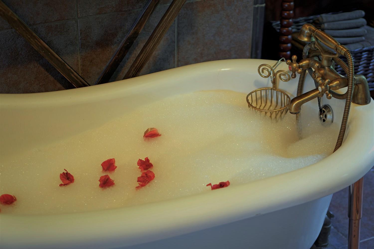 Bygracealone Manor Hotel Outeniekwa Екстериор снимка