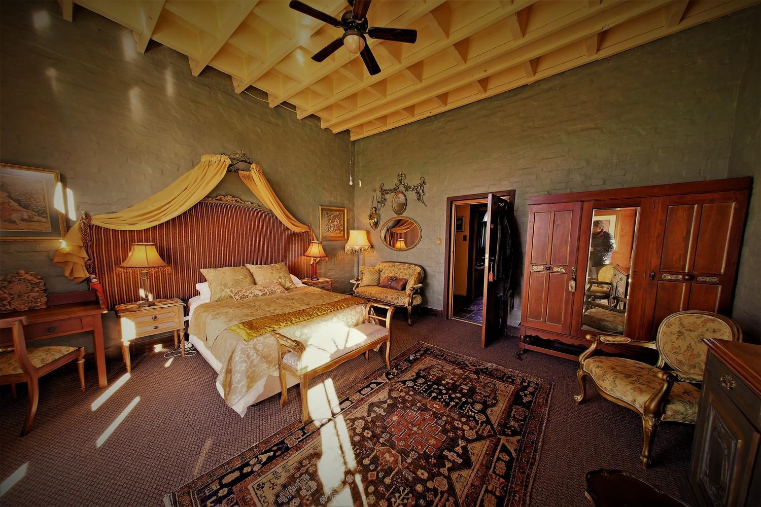 Bygracealone Manor Hotel Outeniekwa Екстериор снимка